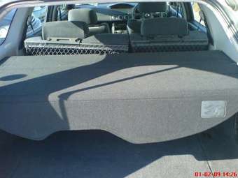 2003 Nissan Avenir Images