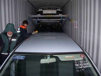 2003 Nissan Avenir Pictures