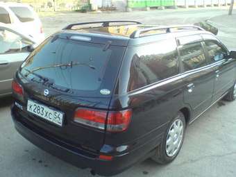 2003 Nissan Avenir Pictures