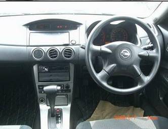 2003 Nissan Avenir Pics