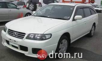 2003 Nissan Avenir Photos