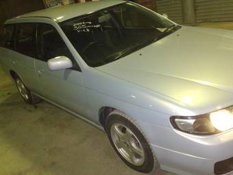 2003 Nissan Avenir Photos