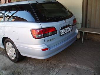 2003 Nissan Avenir Pictures