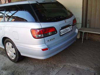 2003 Nissan Avenir Pictures
