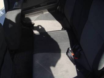 2003 Nissan Avenir Pictures