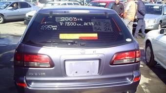 2003 Nissan Avenir Photos