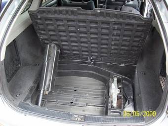 2003 Nissan Avenir Photos