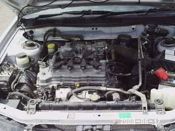 2003 Nissan Avenir Wallpapers