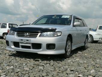 2003 Nissan Avenir Pictures