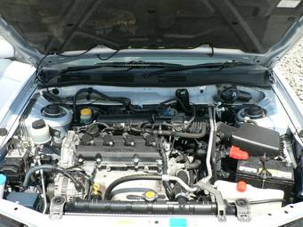 2003 Nissan Avenir Pictures