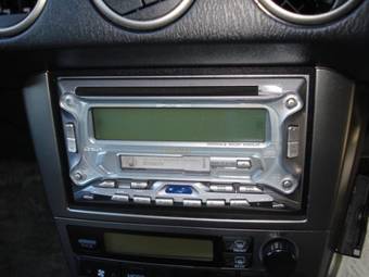 2003 Nissan Avenir Photos