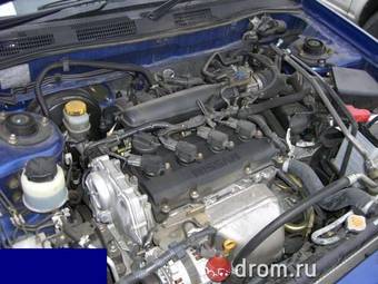 2004 Nissan Avenir Photos
