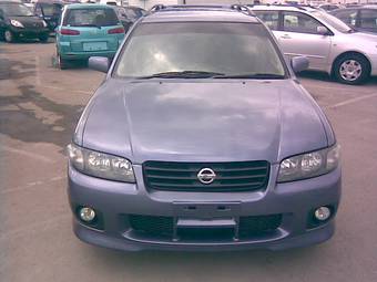 2004 Nissan Avenir Pictures