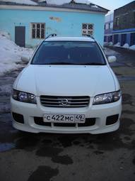 2004 Nissan Avenir Photos