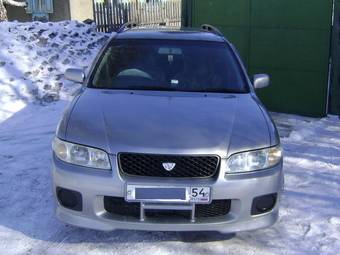 1999 Nissan Avenir Salut Pictures