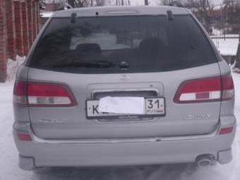 1999 Nissan Avenir Salut Photos
