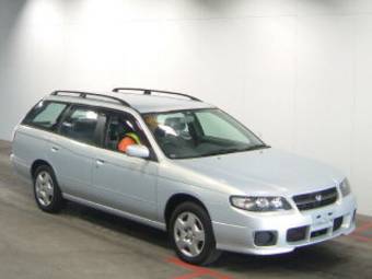 2001 Nissan Avenir Salut