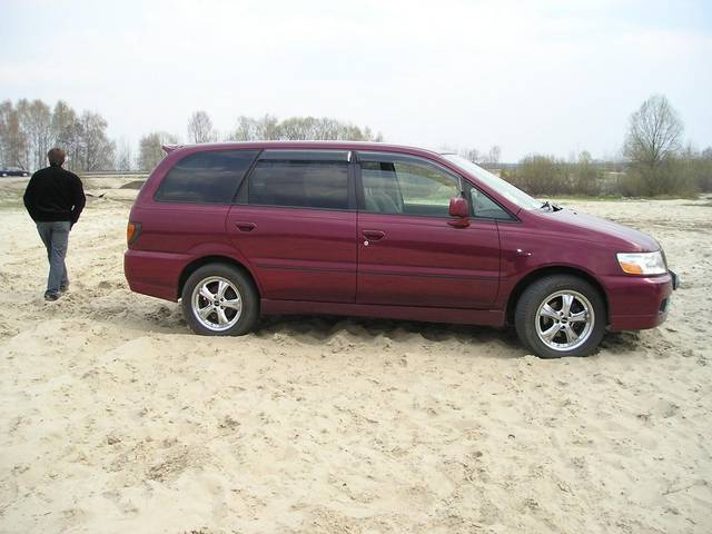 1999 Nissan Bassara