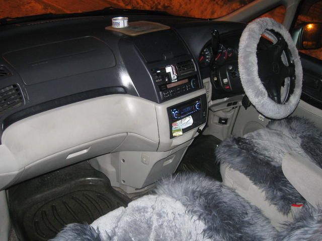 1999 Nissan Bassara