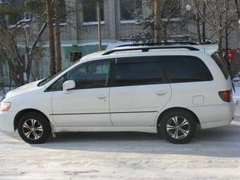 1999 Nissan Bassara