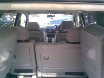 1999 Nissan Bassara Photos