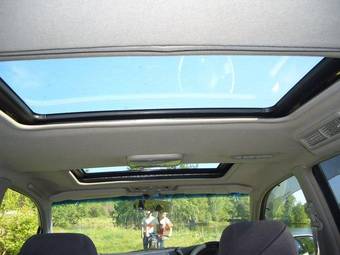 1999 Nissan Bassara Photos