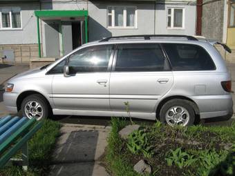 1999 Nissan Bassara Photos