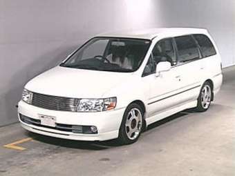 2000 Nissan Bassara