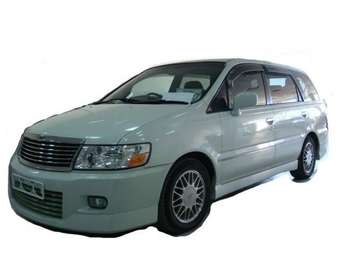 2000 Nissan Bassara