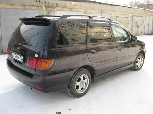 2000 Nissan Bassara