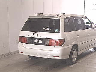 2000 Nissan Bassara Photos