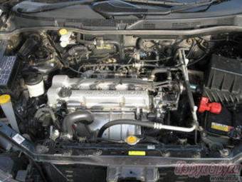 2000 Nissan Bassara Photos