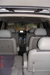 2000 Nissan Bassara Images