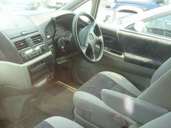 2000 Nissan Bassara Photos