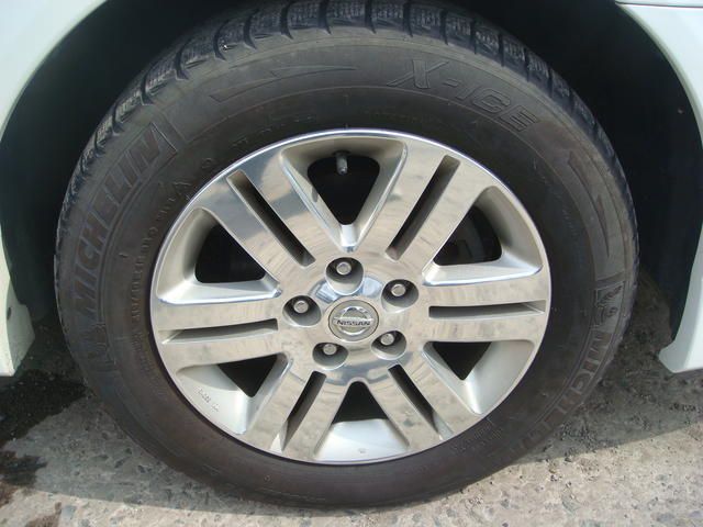 2001 Nissan Bassara