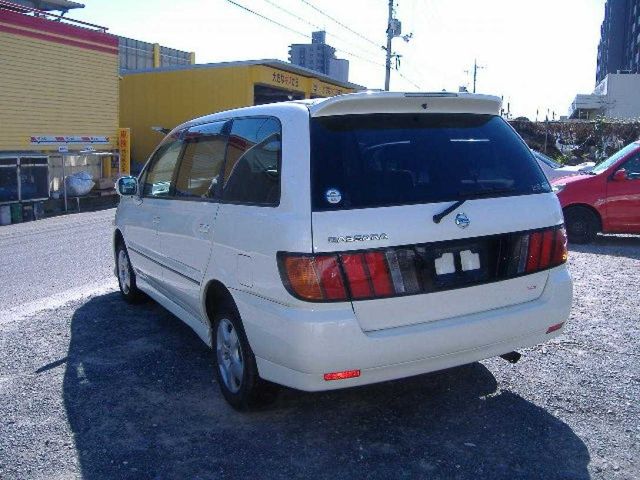2001 Nissan Bassara