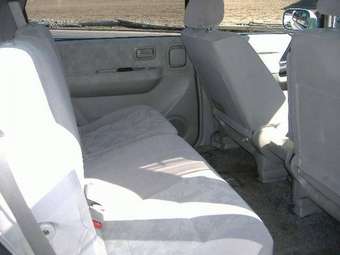 Nissan Bassara