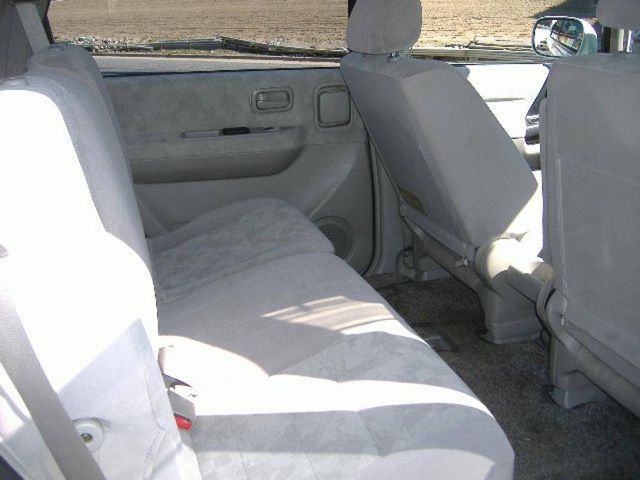 2001 Nissan Bassara
