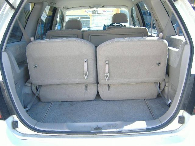 2001 Nissan Bassara