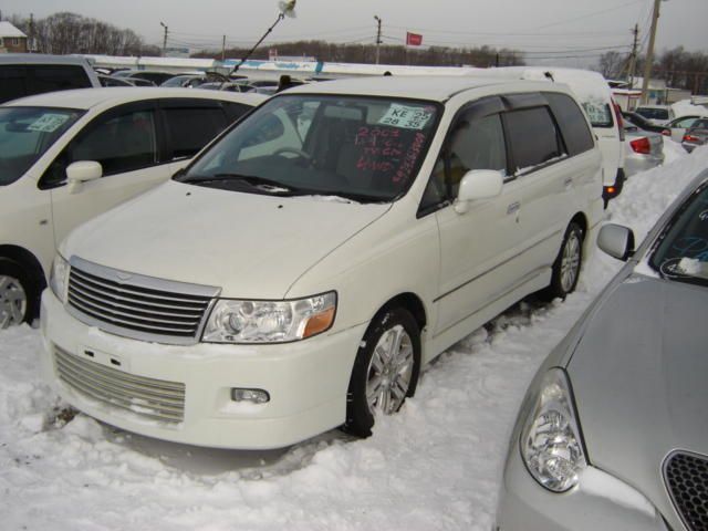2001 Nissan Bassara