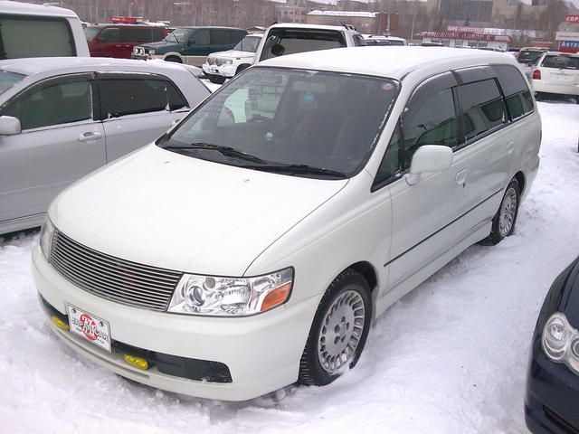 2001 Nissan Bassara