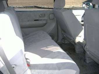 Nissan Bassara