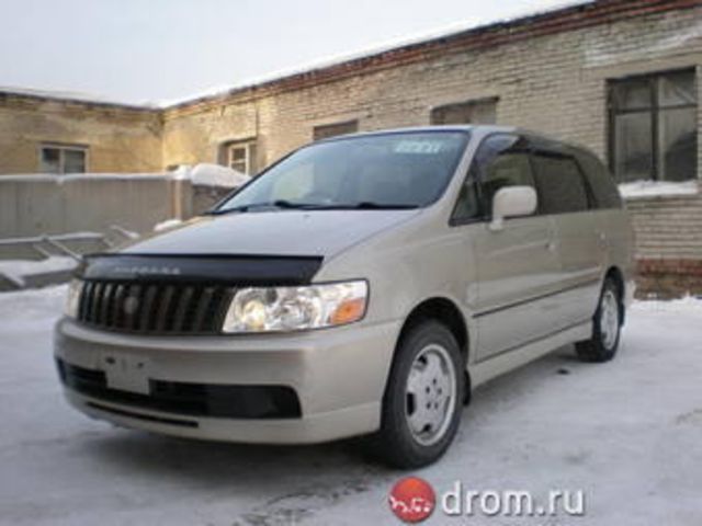 2001 Nissan Bassara