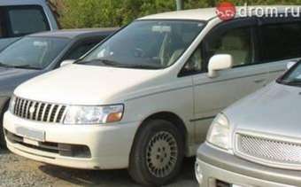2001 Nissan Bassara Images