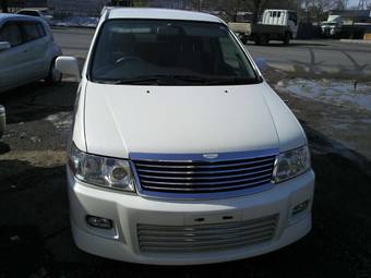 2001 Nissan Bassara Images