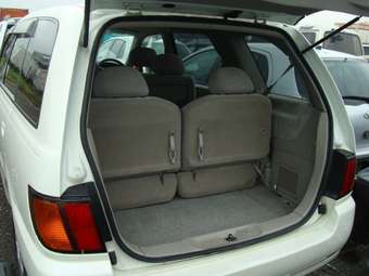 Nissan Bassara
