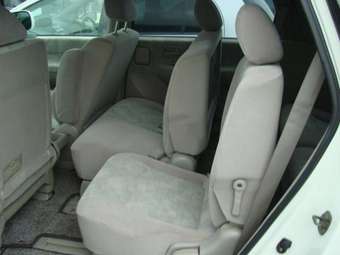 Nissan Bassara