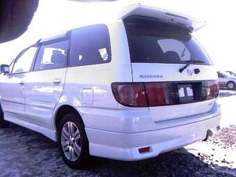 2002 Nissan Bassara Wallpapers