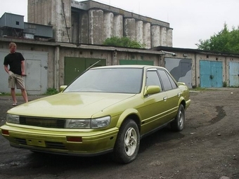 1988 Nissan Bluebird