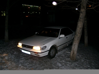 1988 Nissan Bluebird